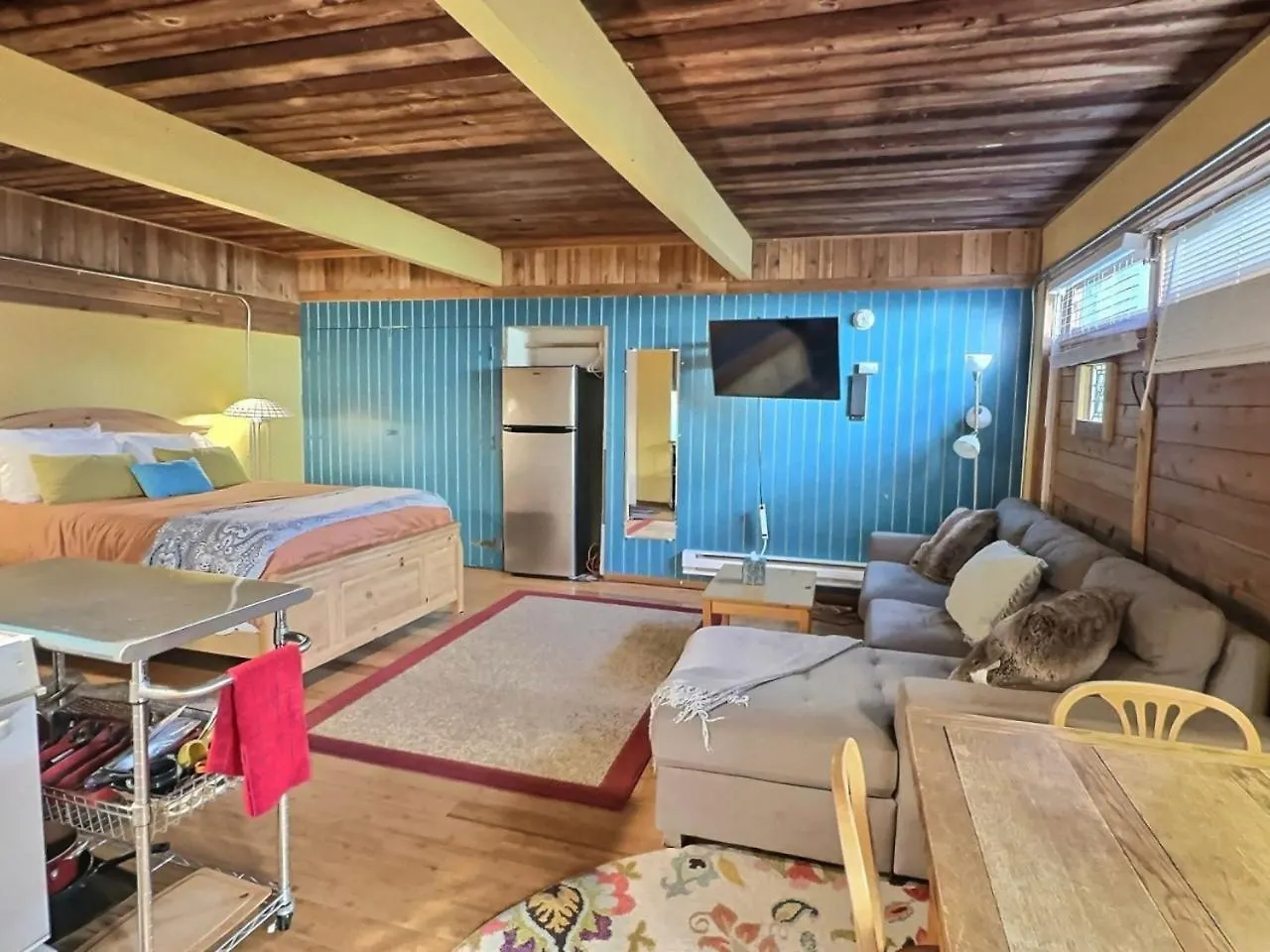 ホームステイ Urban Cottage - Pet Friendly With Hot Tub Access シアトル 米国